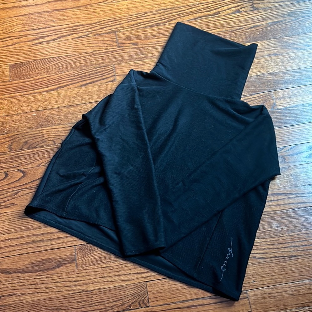 Barre3 Cowl Neck Sweater/sweatshirt Small